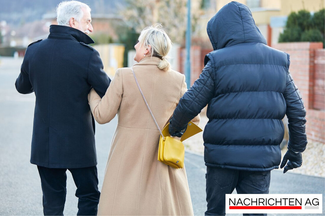 Eine 72-jährige Frau wurde am 08.06.2025 in Lebach auf einem Supermarktparkplatz Opfer eines Diebstahls. Die Polizei sucht Zeugen.