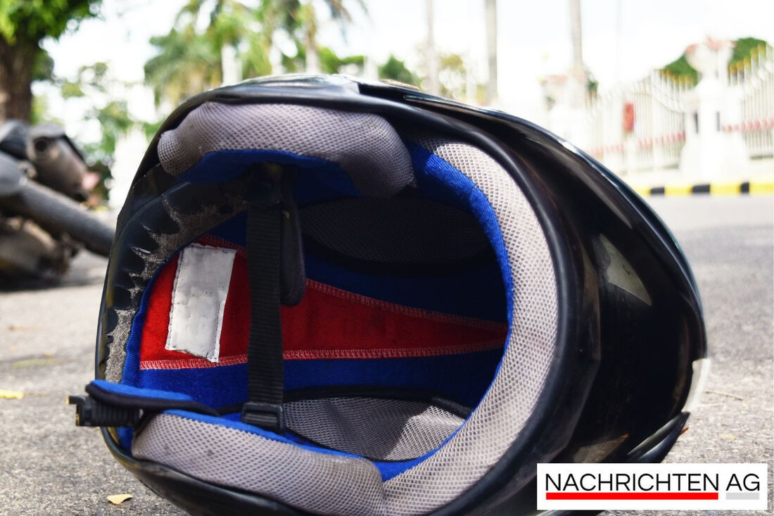 Motorradunfall in Emmerzhausen: Betrunkener Fahrer schwerer Unfall, Sozius verletzt. Details zu Alkoholtests und Führerscheinentzug.