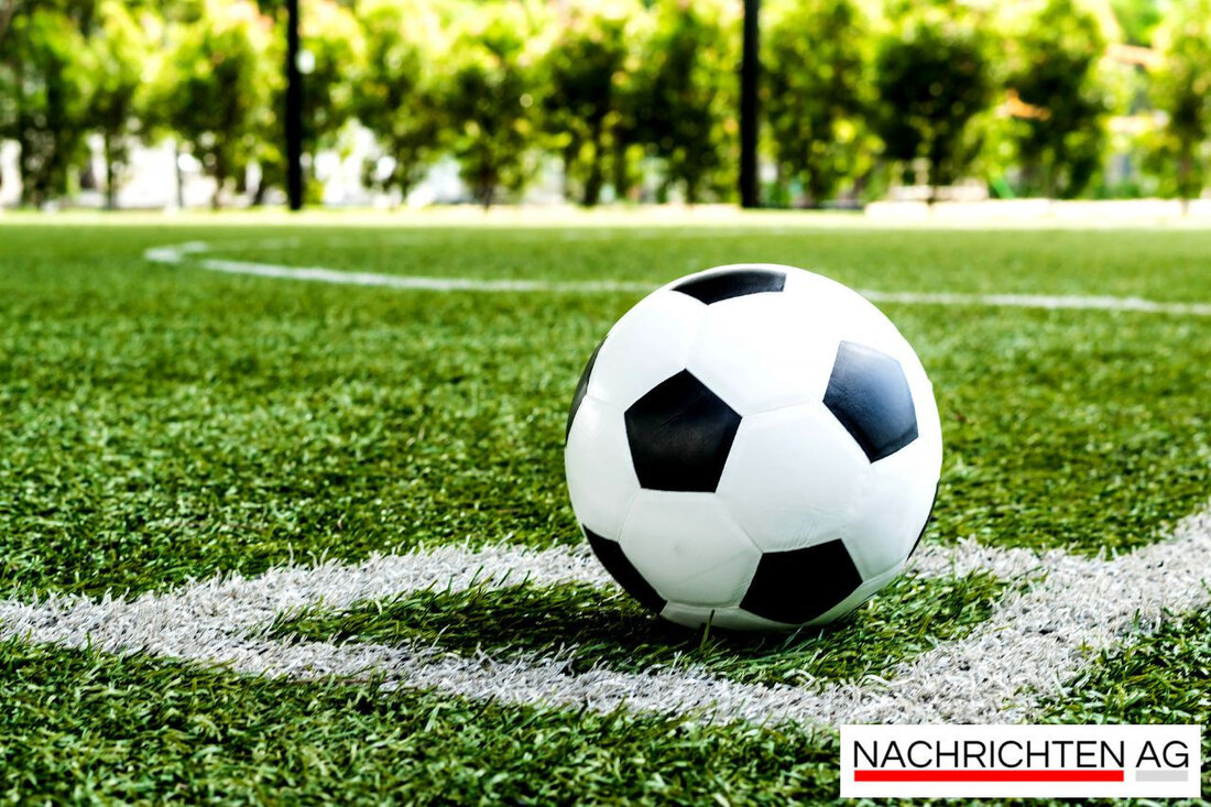 Ex-Hassel-Coach Radke übernimmt einen Dortmunder Klub und strebt den Aufstieg an. Neuigkeiten vom 14.06.2025.